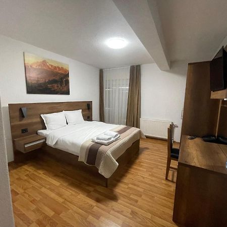 Bici Resort Dobrosin Exterior photo